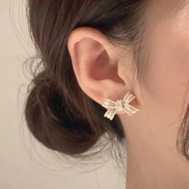ELEGANT BOW Necklace and Earrings Set