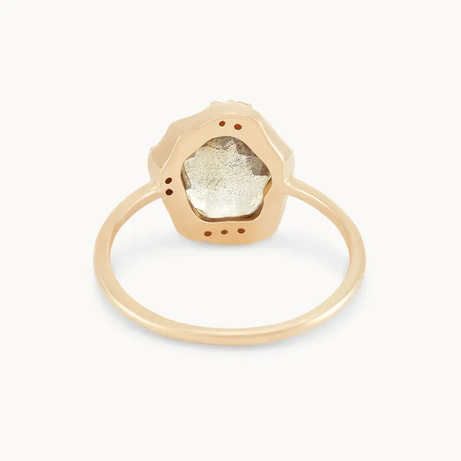 Labradorite Mood Ring (14K Gold)