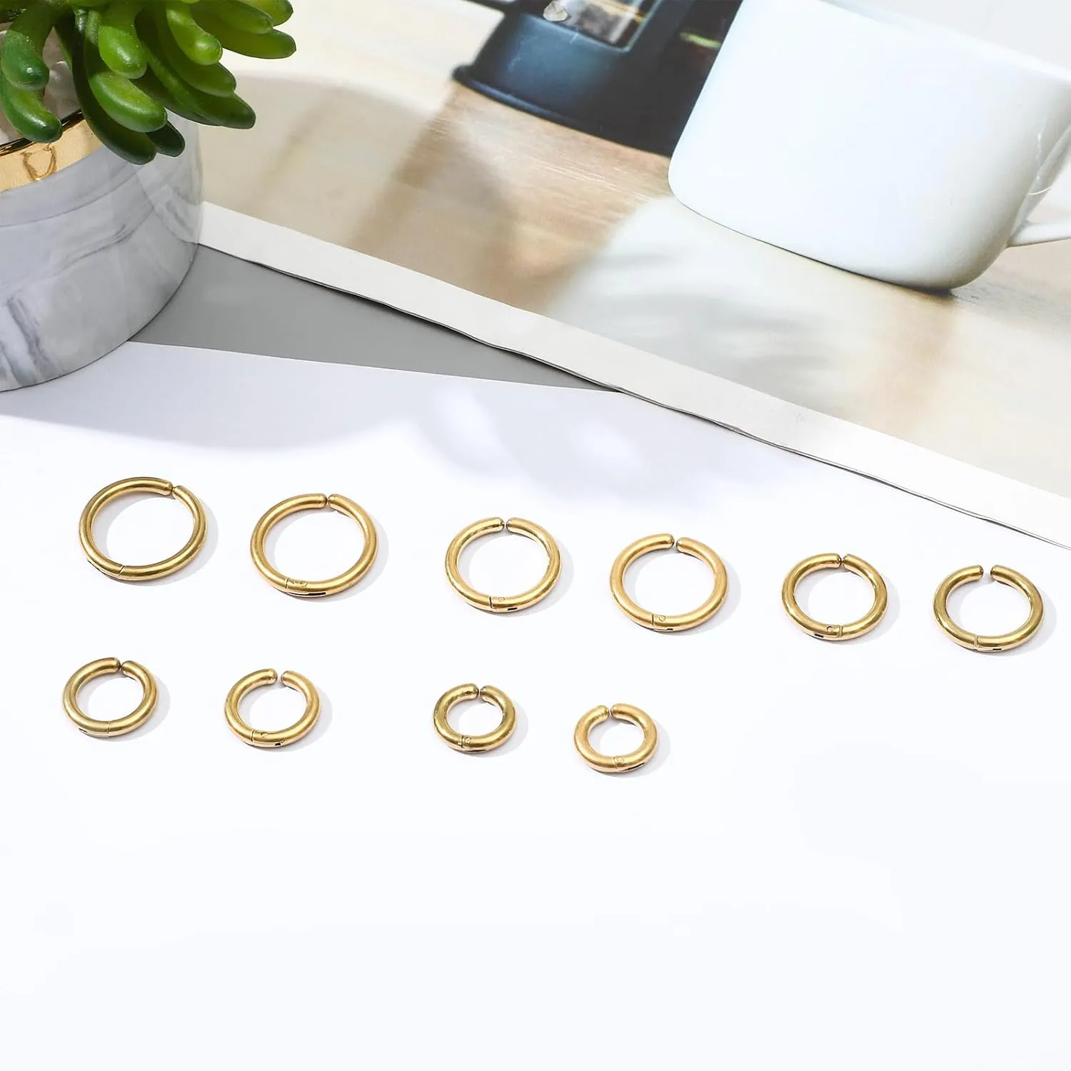 NEWITIN 10 Pieces Gold Clip On Earrings for Men Stainless Steel Hoop Earring Non Piercing Fake Earring Unisex Clip on Hoop Earrings for Women Men