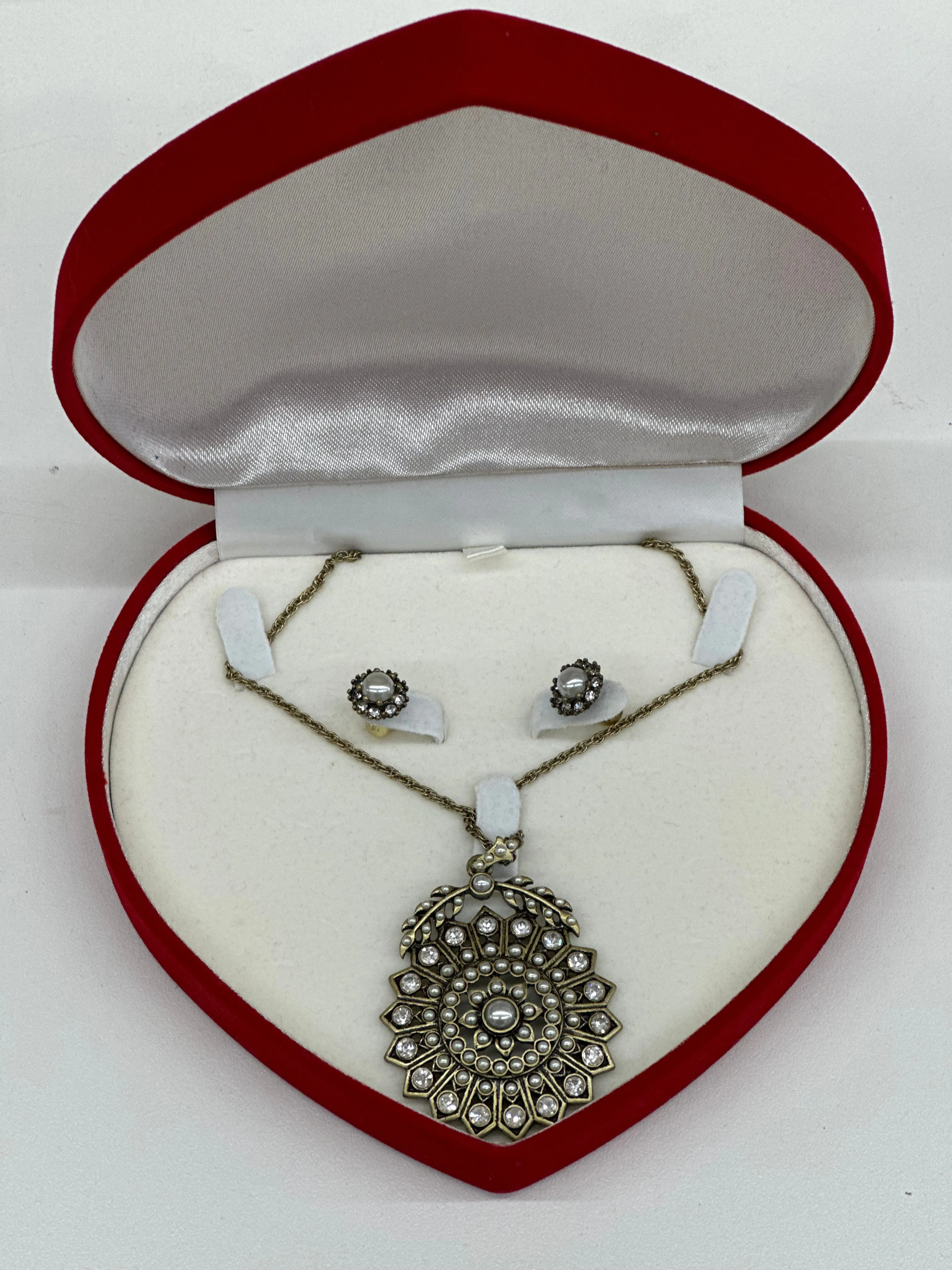 Pearl   Pav Set