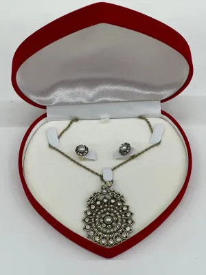 Pearl   Pav Set