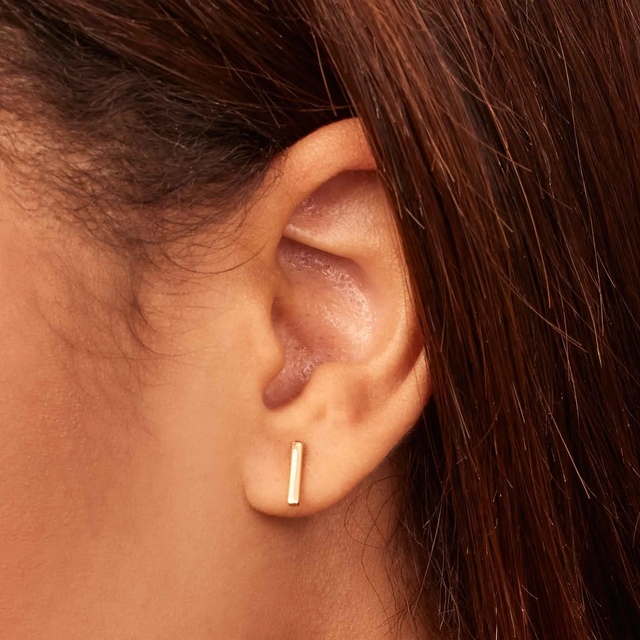Pisa Bar Studs