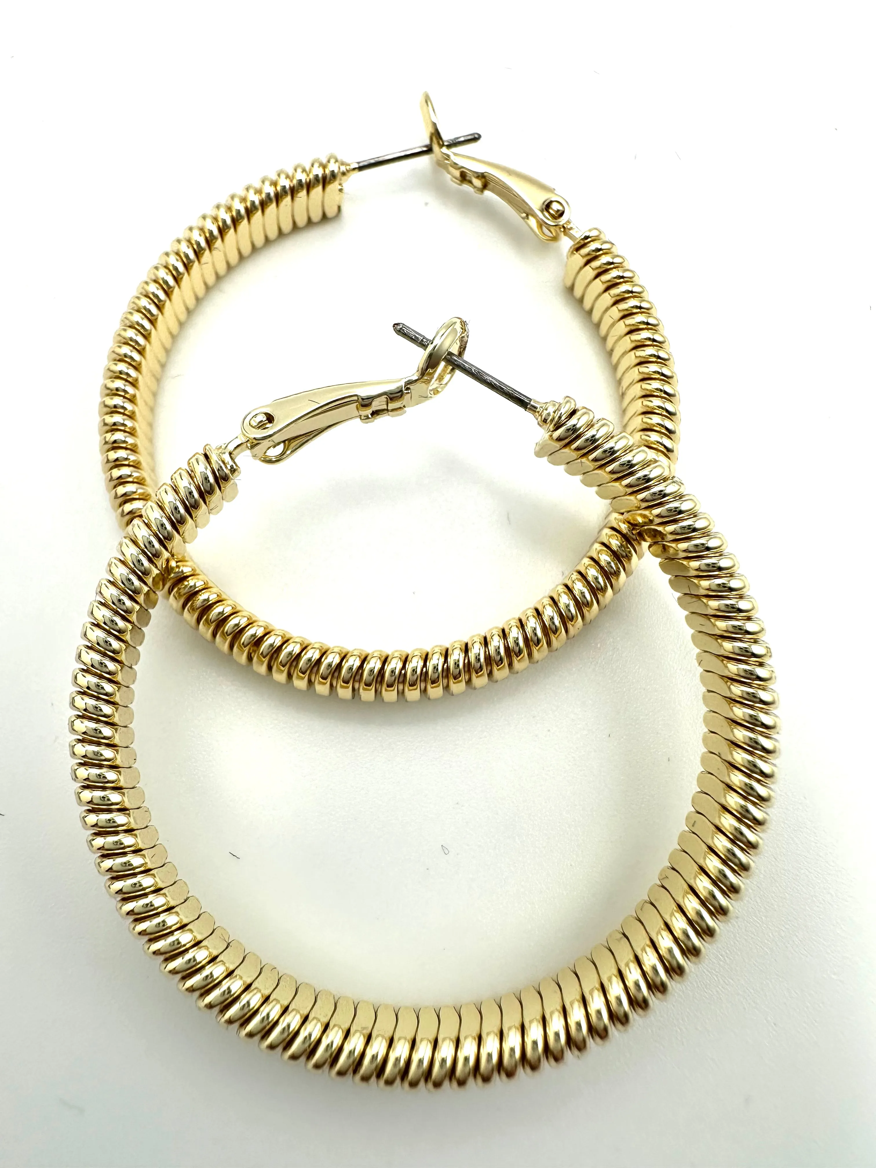Ribbed Hoops
