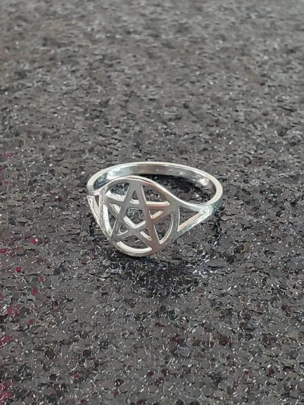 Silver Metal Pentacle Ring