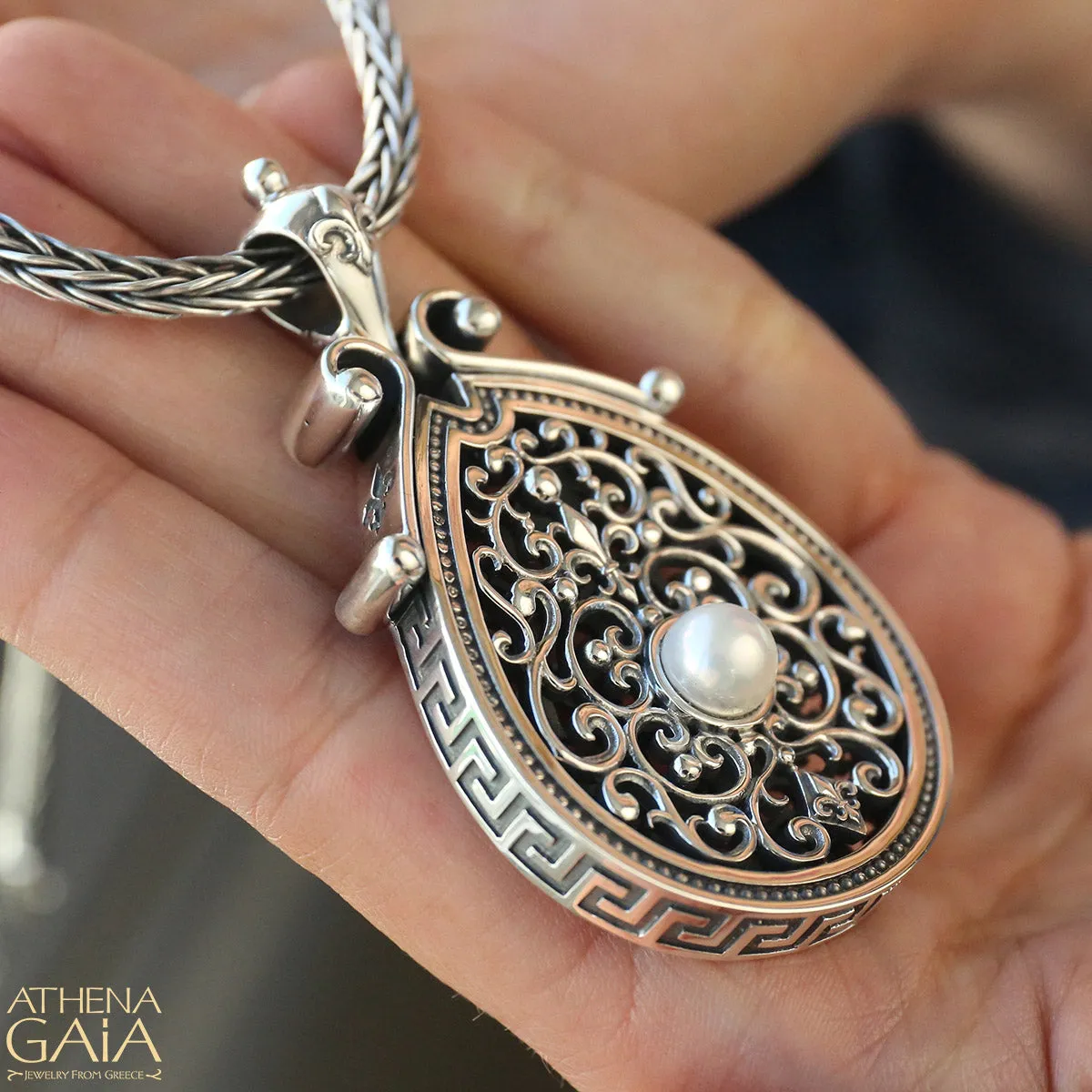 The Fleur De Lis Synergy Pendant